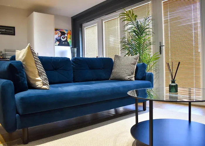 Stylish Peckham Apartment 10 Seconds From Station