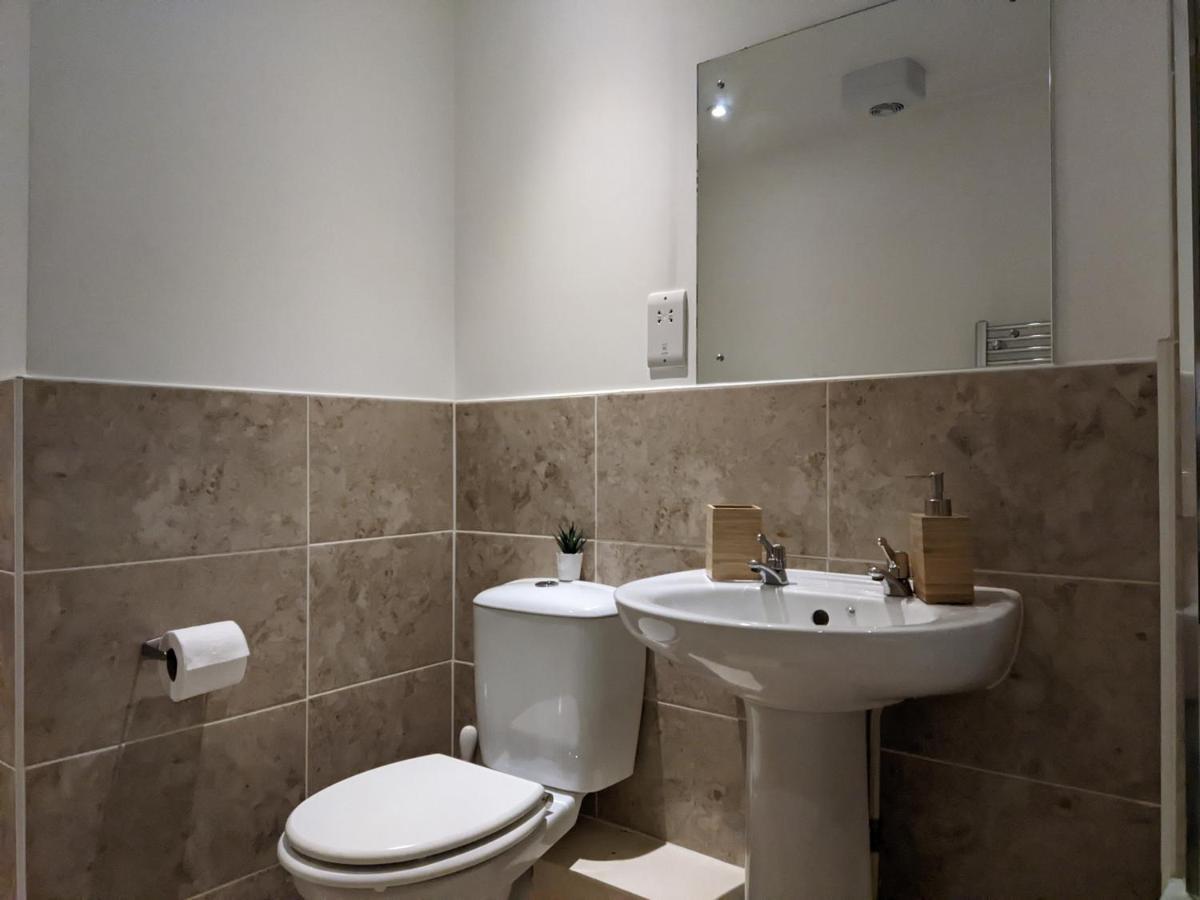 Stylish Peckham 10 Seconds From Station Апартаменты Лондон